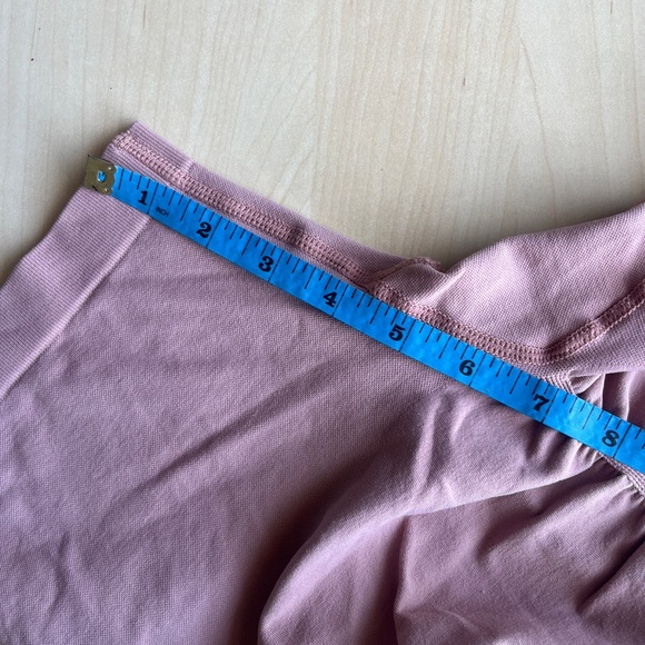 Naturyl By Niykee Booty Scrunch
Rosewater Shorts - The Niykee Short - Picture 5 of 7